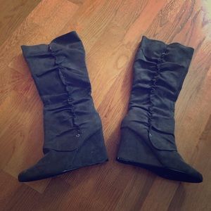 *Brand new! Dark grey wedge boots size 10